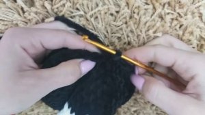 Мастер-класс по вязанию котика Тима из плюшевой пряжи . Часть 2.