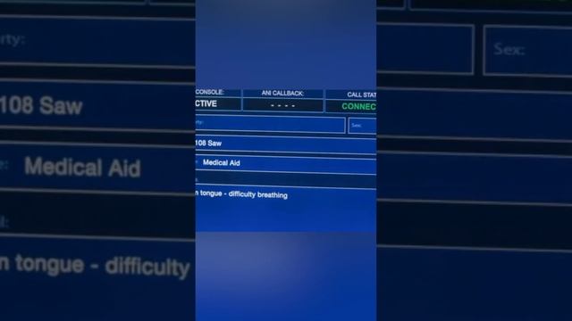 У девушки язык распух до гигантских размеров смотреть онлайн