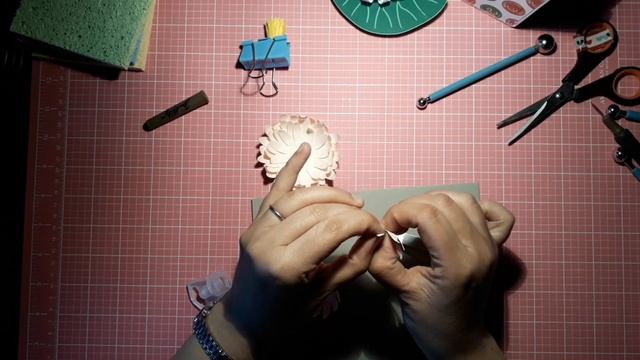 Flores de papel!!! Tutorial Silhouette cameo!!! Lirio de Agua. Nenúfar. Scrapbooking. смотреть онлайн