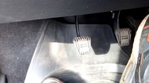 ЛАДА ГРАНТА ЩЕЛКАЕТ ПЕДАЛЬ СЦЕПЛЕНИЯ (часть1)