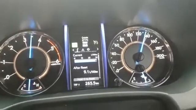 Toyota Fortuner 2.8 acceleration смотреть онлайн