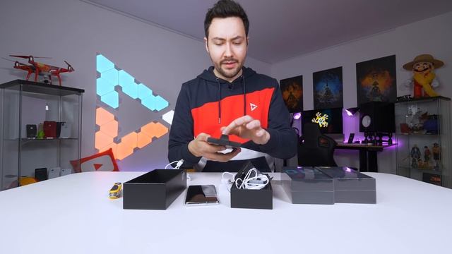 J'ai les 3 Galaxy S10, S10+ et S10e ! (Unboxing) смотреть онлайн