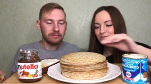 МУКБАНГ БЛИНЫ НУТЕЛЛА СГУЩЕНКА ответы на вопросы | MUKBANG PANCAKES NUTELLA CONDENSED MILK