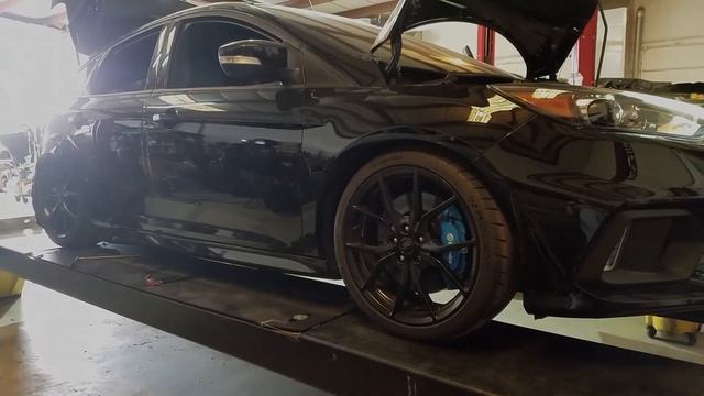 2017 Focus RS Mk3 Air Lift Performance 3H+P Sneak Peek смотреть онлайн