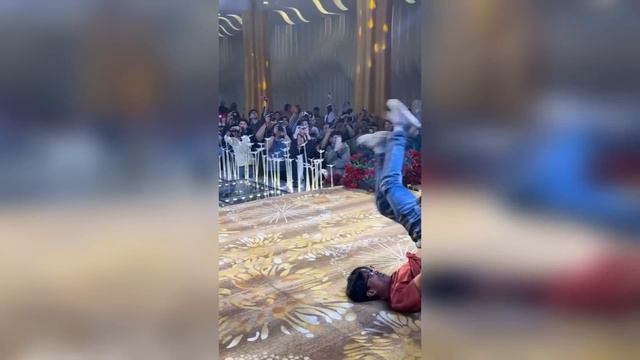 249. HFM COUB BEST CUBE Coub Приколы 2024 entertainment show, video collection from all over the wor смотреть онлайн