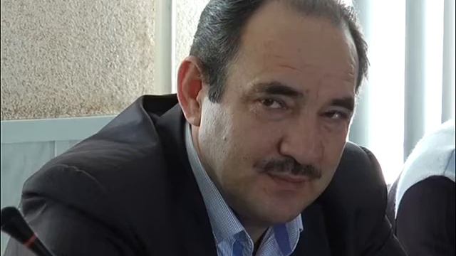 Глава города потребовал от коммунальщиков представить четкие планы на месячник благоустройства смотреть онлайн
