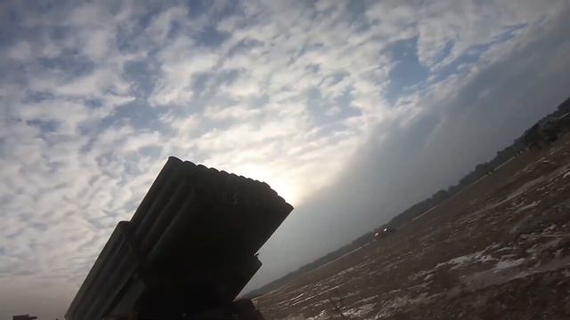Боекомплект РСЗО БМ-21 "Град" - дальность, площадь поражения и почему это популярное оружие? смотреть онлайн