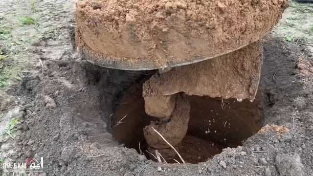 Пробурили колодец на 8 колец . Поселок Ярославка . смотреть онлайн