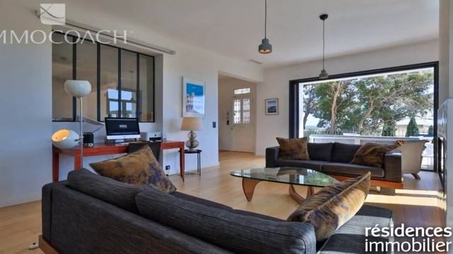 HYÈRES - MAISON A VENDRE - 1 450 000 € - 175 m² - 6 pièce(s) смотреть онлайн