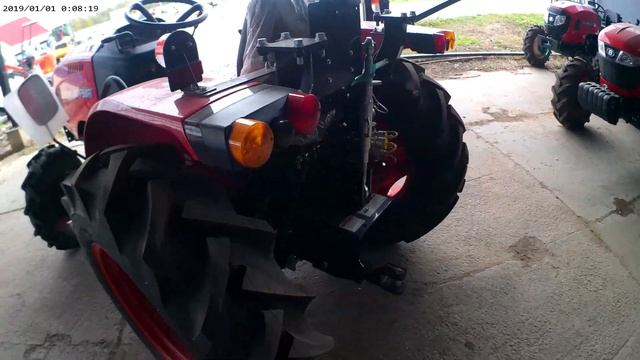 Обзор на южнокорейский минитрактор Branson F50R смотреть онлайн