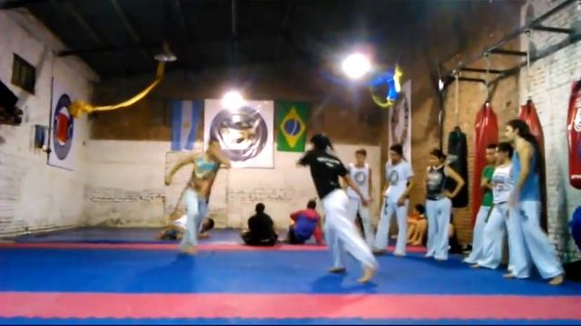 Capoeira en Bahía Fight Club смотреть онлайн