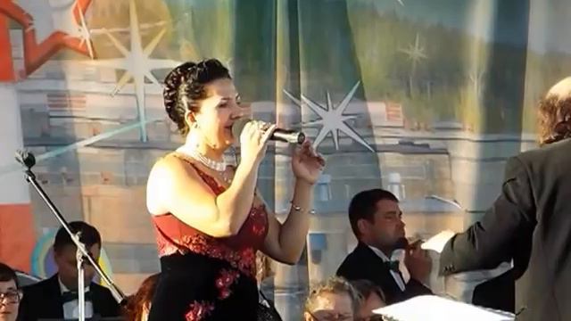 Бесоме мучо на Дне шахтера в Учалах смотреть онлайн