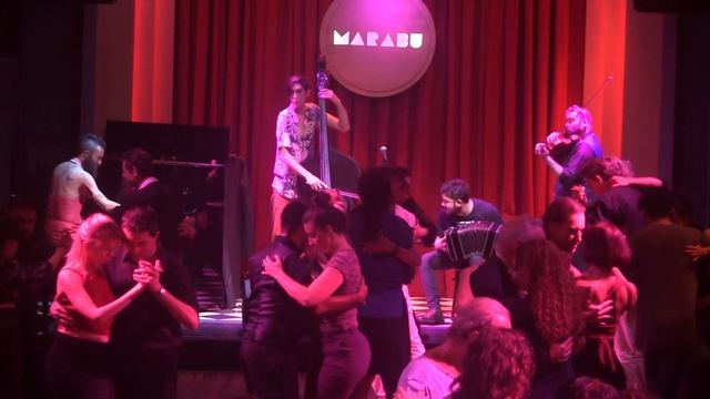 Tanto orchestra, Cuarteto Extraordinario at La del Centro Milonga, Buenos Aires смотреть онлайн