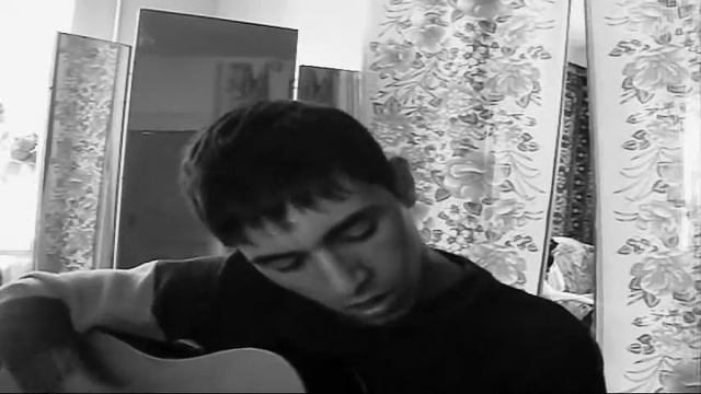 Руки Вверх - А он тебя целует(под гитару) смотреть онлайн