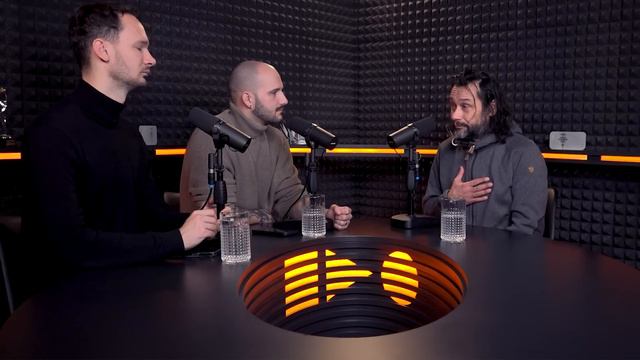 Pavel Liška: Papua-Nová Guinea je poslední zapomenuté místo na světě. Paragánská padina je má hlášk смотреть онлайн