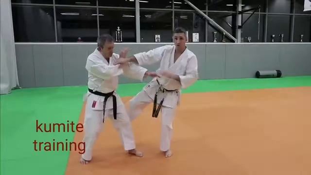 ПОДСЕЧКА В КАРАТЭ (ASHI BARAY) смотреть онлайн
