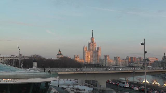 Закат в центре Москвы смотреть онлайн