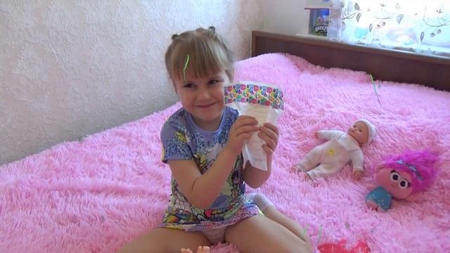 Малышка Беби Оливия появилась из под кровати!Miracle baby baby Olivia Appeared from under the bed! смотреть онлайн