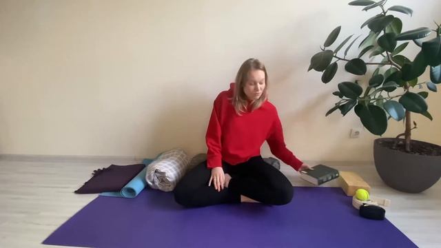 Инструменты (пропсы) для йоги дома смотреть онлайн