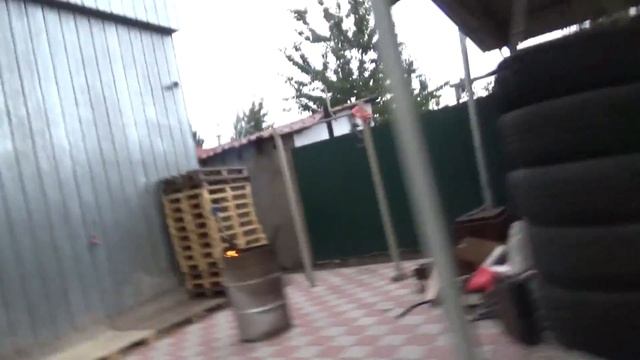 Что если баллон с краской кинуть в костер? смотреть онлайн