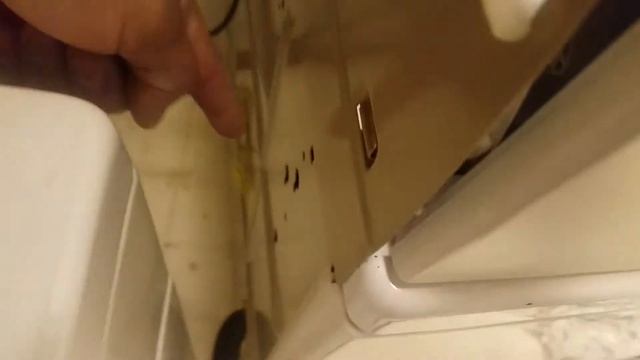How to Drain Water easily on Broken Washing Machine смотреть онлайн