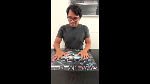 Mercedes Petronas Formula 1 Monopoly Set | Review смотреть онлайн