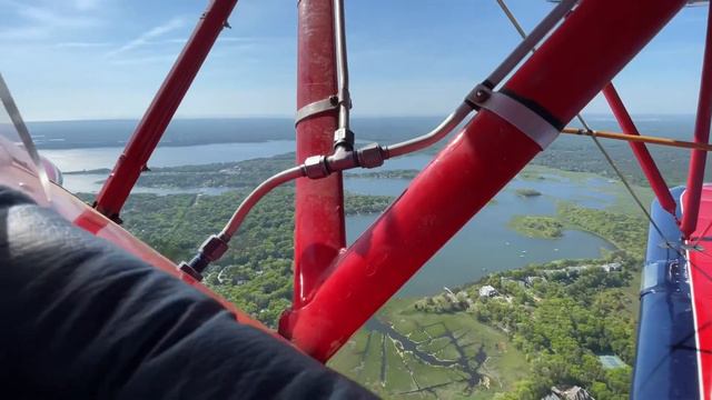 Biplane Ride Over Cape Cod смотреть онлайн