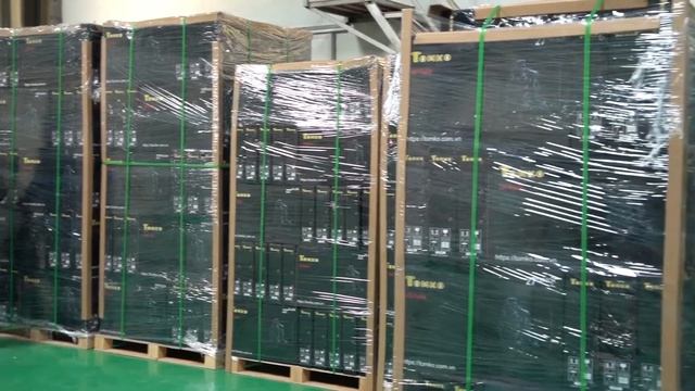 Lô hàng màn hình máy tính TOMKO đầu tiên cập bến hà nội смотреть онлайн