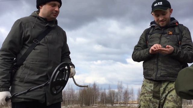 Таким способом можно найти золото везде! Старинные пуговицы - позолоченная пуговичная гирька ! смотреть онлайн