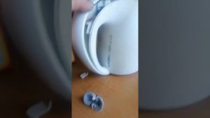 Простой ремонт кнопки включения електрочайника Philips