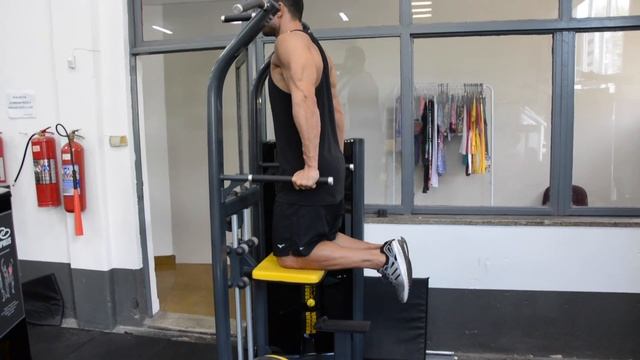 Triceps Paralelas No Graviton - 4personal