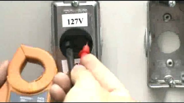 129 Alicate Amperímetro Digital MT87 Lee Tools - pronto.WMV смотреть онлайн