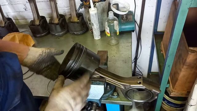 Установка поршневых колец на поршень caterpillar/perkins смотреть онлайн