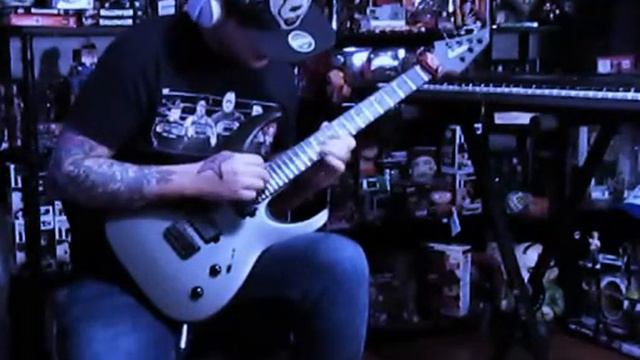 KSE - In Due Time (Solo cover) by Denny Kidd смотреть онлайн