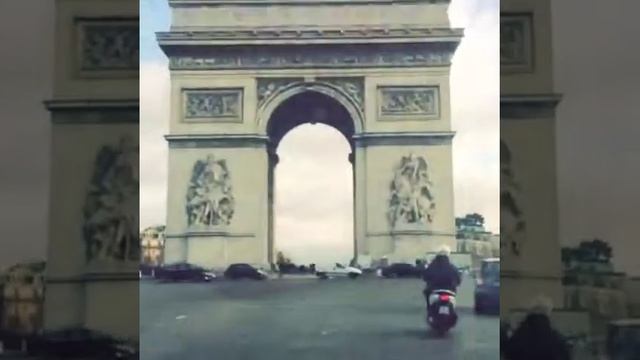 Видео экскурсия по Елисейским Полям в Париже смотреть онлайн