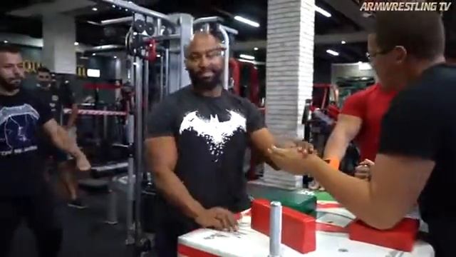 Самый Сильный ? Рукопашный смотреть онлайн