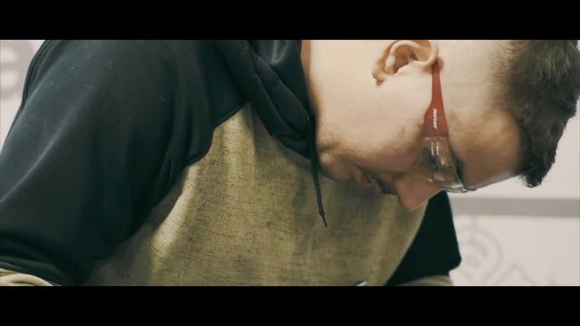 ГРИНДЕР ИЗ БОЛГАРКИ _ Сделал гриндер из УШМ _ DIY Belt Grinder