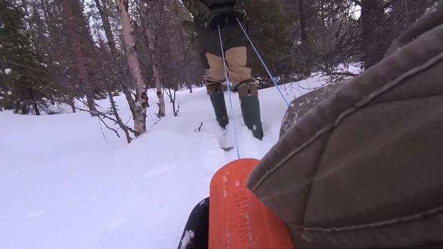 Изба строится - Построил стены из рубленного дерева. Таёжный быт и жизнь. Скоро утеплять избушку смотреть онлайн