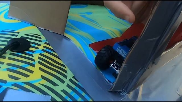 MONSTER TRUCK BOX FORT BOAT TRIPLE DECKER! смотреть онлайн