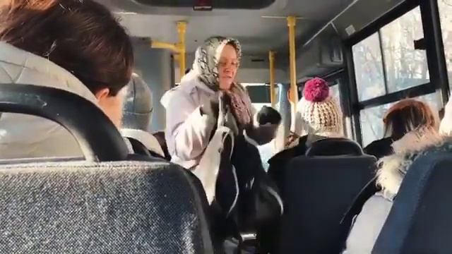 Типичная бабушка в автобусе РЖАЧ!!! смотреть онлайн