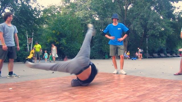 Breakdance in Volgodonsk School dance смотреть онлайн