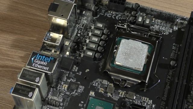 Mini-ITX Материнская плата ASRock Fatal1ty Z370 Gaming ITX/ac