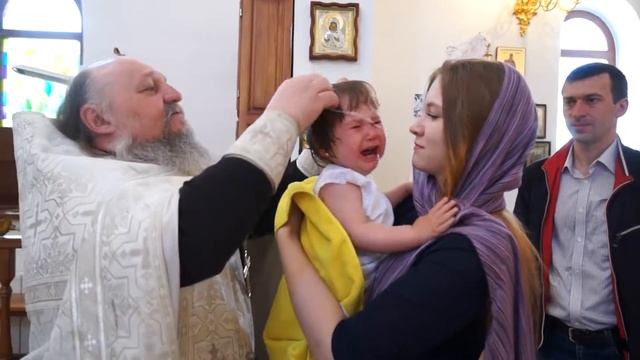 Таинство Крещения. Вероника. смотреть онлайн