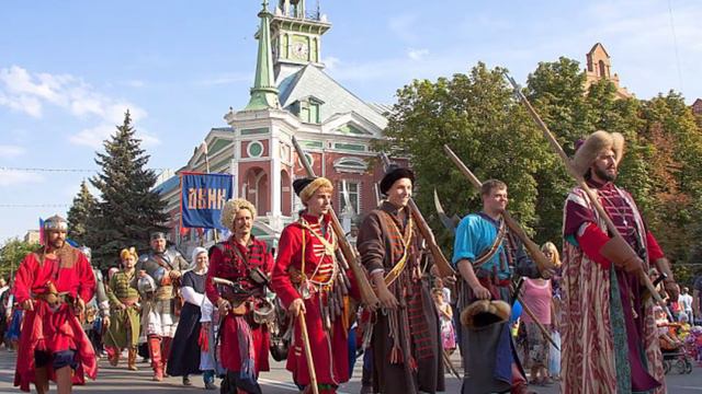 АЗОВ-МОЙ ГОРОД смотреть онлайн