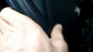 Ремонт стеклоподъёмника Опель Вектра Б. Снимаем зеркало заднего вида и обшивку.