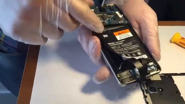 Замена дисплейного модуля Xiaomi Mi-4 в Минске смотреть онлайн
