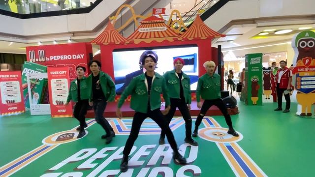 [KPOP IN PUBLIC] MOVE - TREASURE (T5) - DANCE COVER BY THE SHADOW AT VAN HANH MALL смотреть онлайн