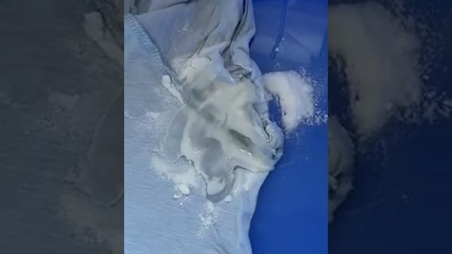 Убираем пятна от дезодоранта и пота в области подмышек? смотреть онлайн