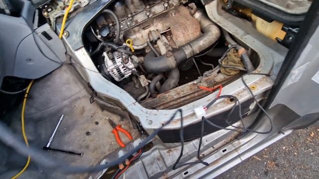 Mazda Bongo diesel heater install Part 1 смотреть онлайн