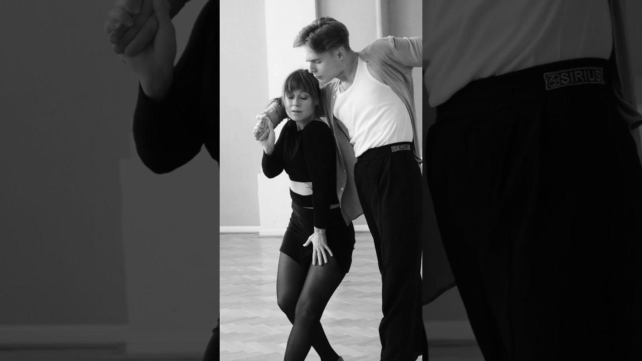 Жаркие танцы ЮЛИИ САВИЧЕВОЙ ❤️ #савичева #юлиясавичева смотреть онлайн